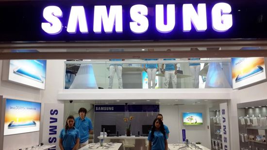MSC Noticias - Tienda-Samsung-Sambil-3 Agencias Com y Pub Grupo Plus Com Negocios Publicidad Tecnología 