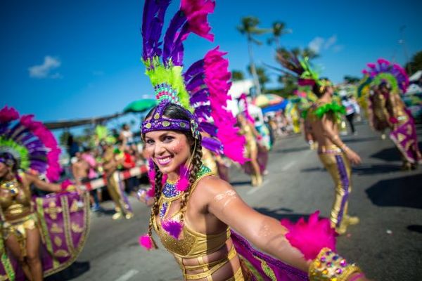 MSC Noticias Latinoamerica - Aruba-63rd-Carnival-Parade-1 Aruba Viajes 