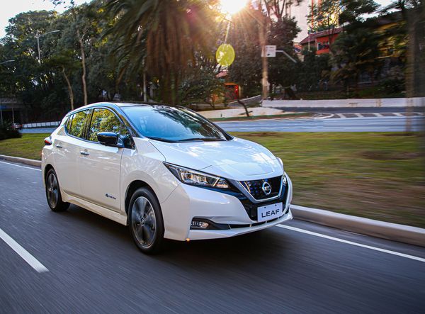 MSC Noticias Latinoamerica - Nissan-LEAF-2020-44-1200x800-1 Autos 