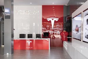 MSC Noticias Latinoamerica - tesla-unsplash-min-1536x1024-1-300x200 